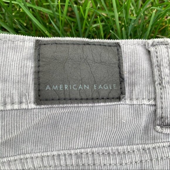 American Eagle Corduroy Pleated Grey Mom Jeans - Picture 3 of 7